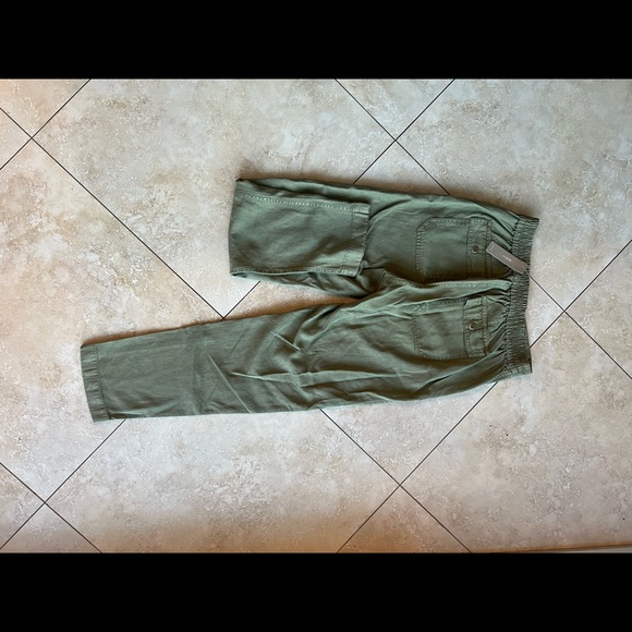 Army green cropped J. Crew pants size 0 - Picture 2 of 3